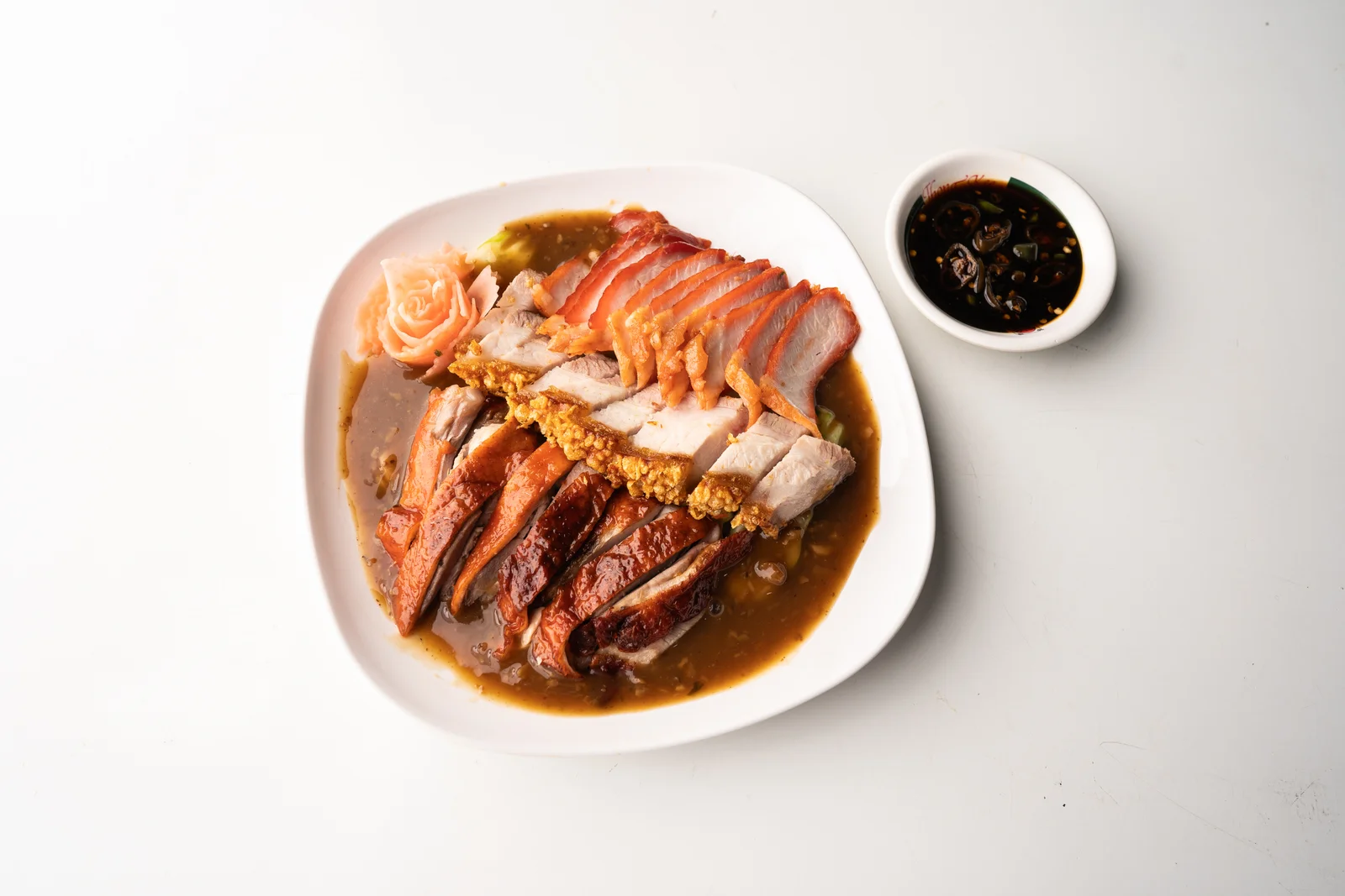 เป็ดย่าง หมูแดง หมูกรอบ